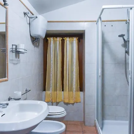 Ponte Di Riocchio Feriegård *